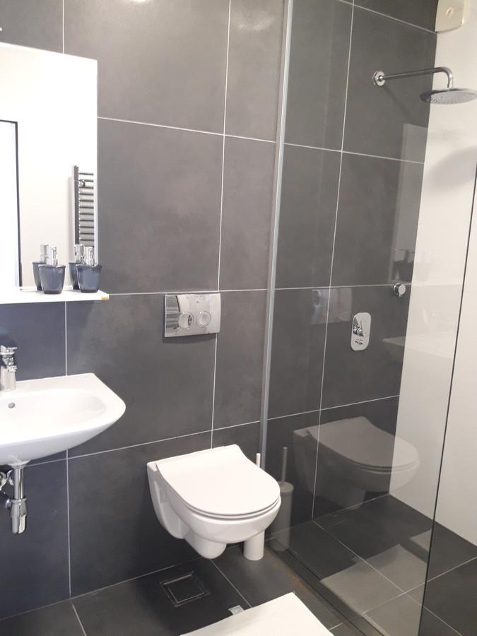 Vrnjci House Hotell Vrnjačka Banja Exteriör bild