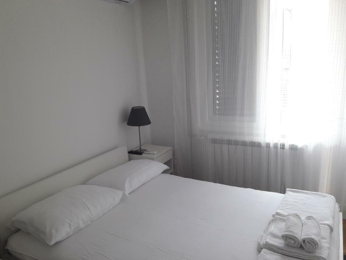 Vrnjci House Hotell Vrnjačka Banja Exteriör bild